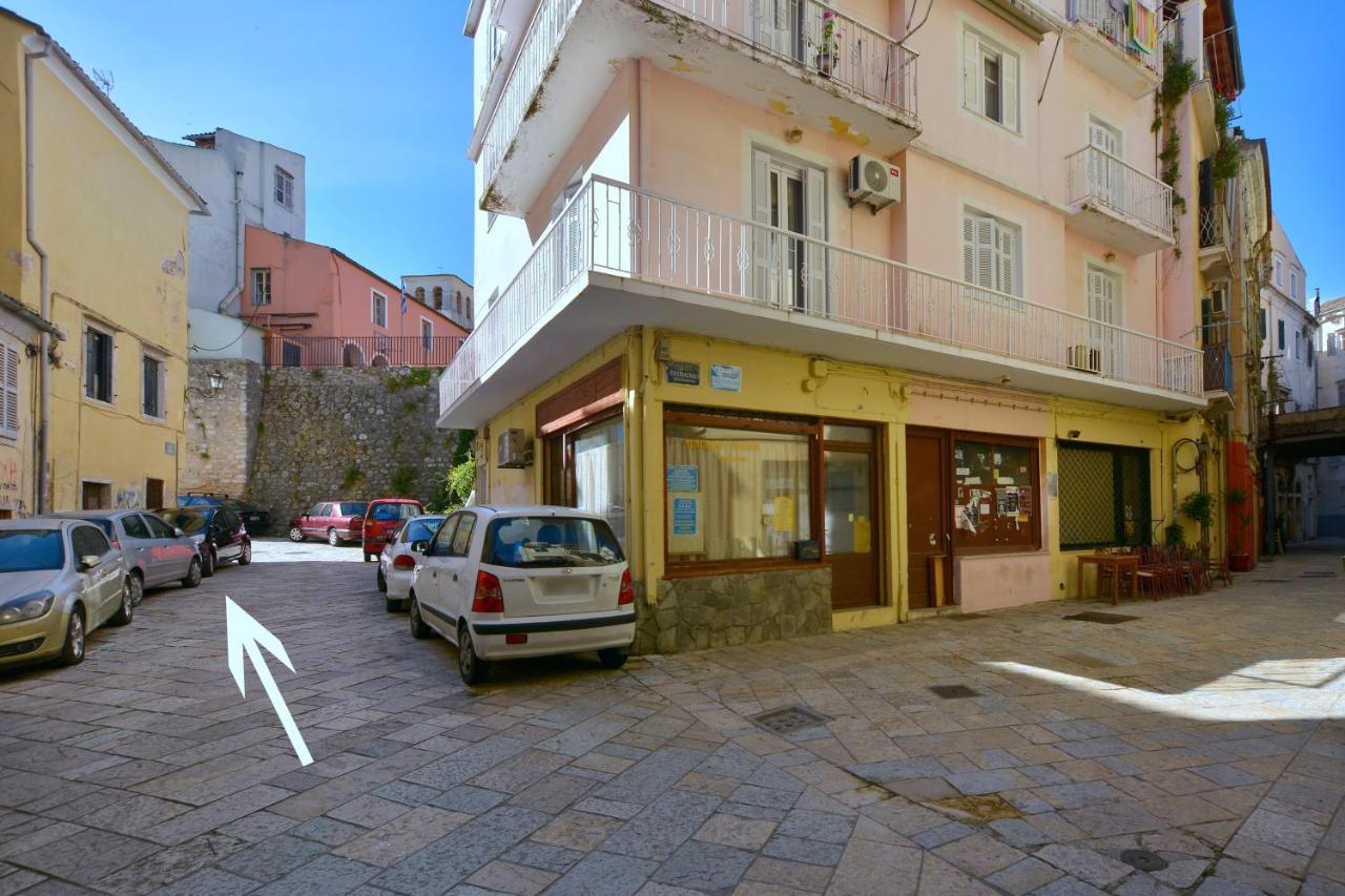 In Corfu Town Apartament *